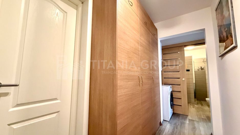 Apartament cu 3 camere, 2 bai  - zona Tractorul - Poză 14