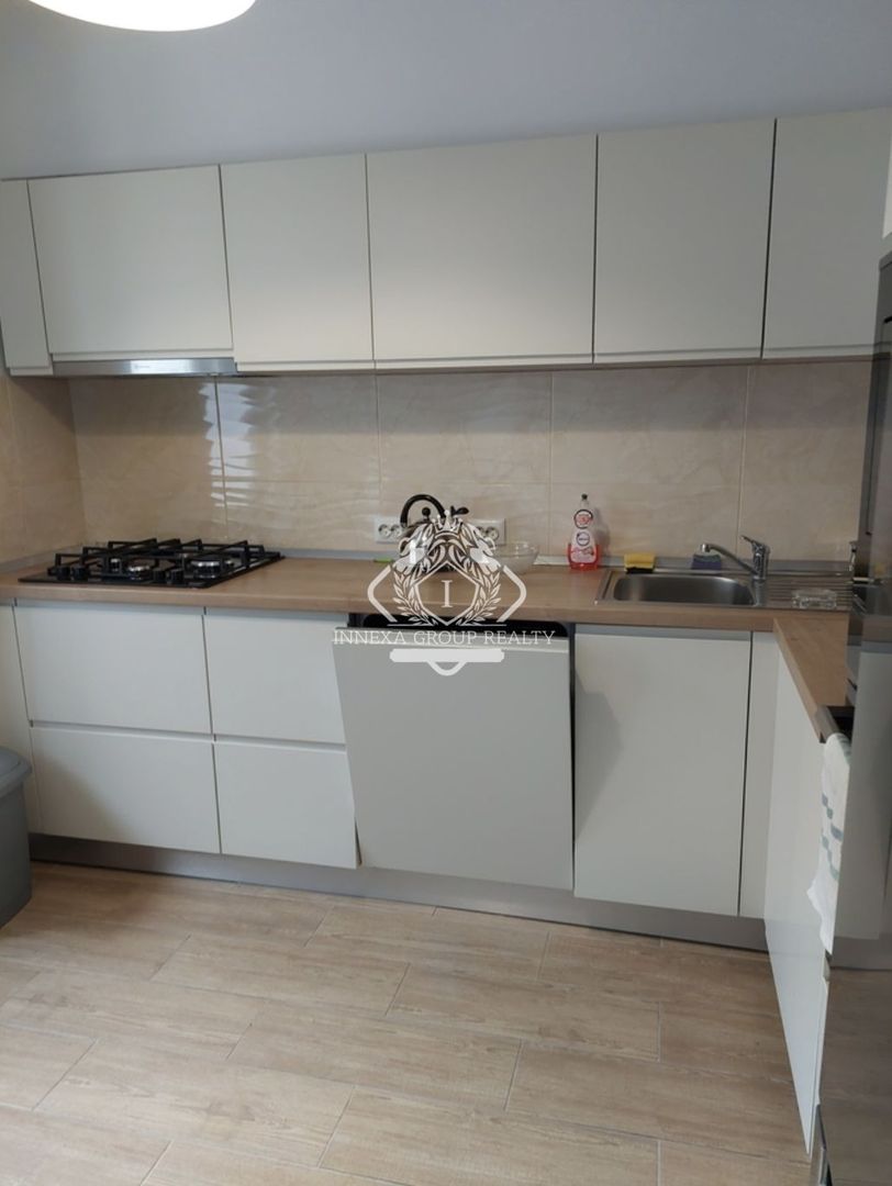 Piata Romana | Apartament decomandat 4 camere modern | Bloc 1980 | 97mp - Poză 11