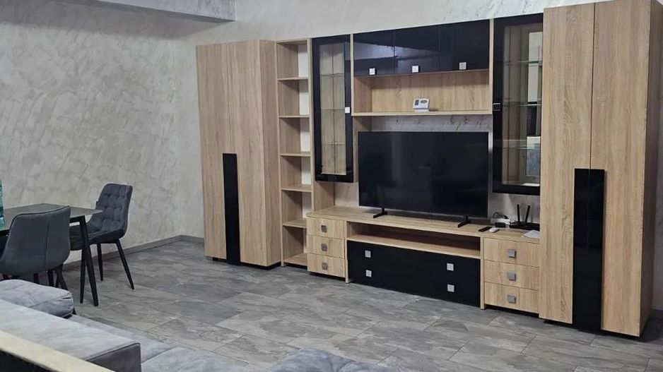 inchiriere apartament 2 camere - Poză 1