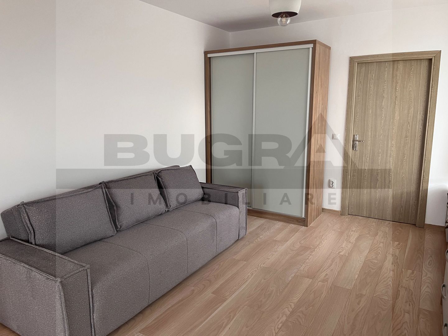Apartament de 2 camere, modern 60mp, parcare, zona Sigma Center - Poză 3