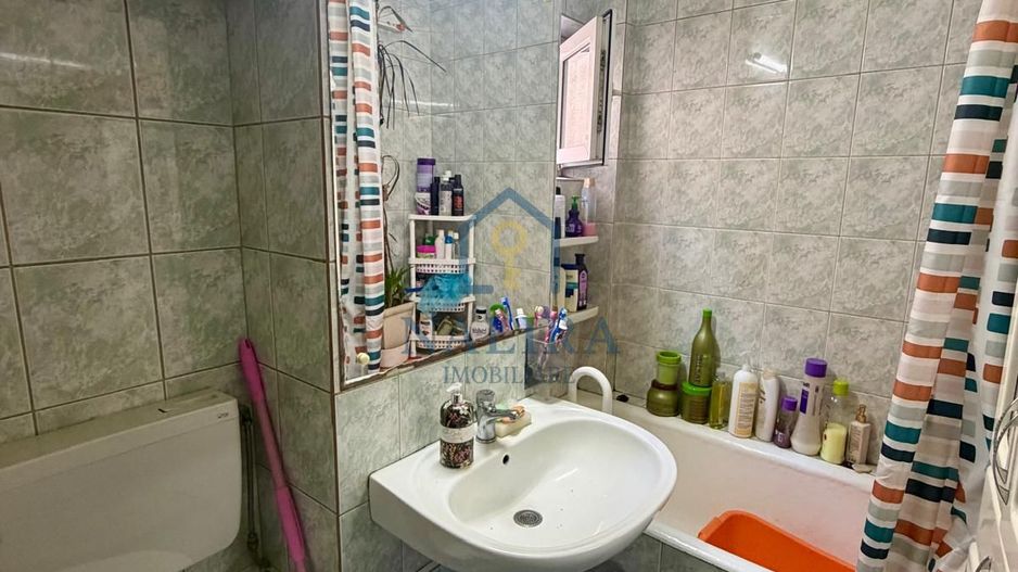 Apartament cu 3 camere de vânzare + garaj - Poză 5