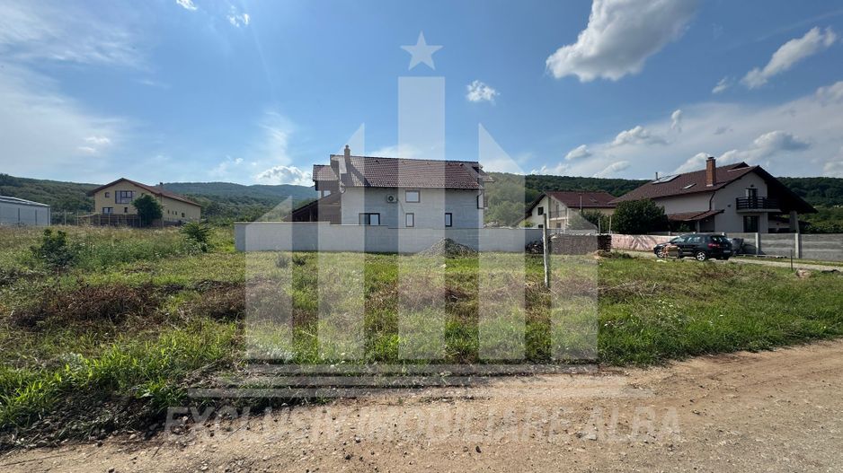 Teren intravilan | 401 mp | toate utilitatile | Alba-Micesti - Poză 2