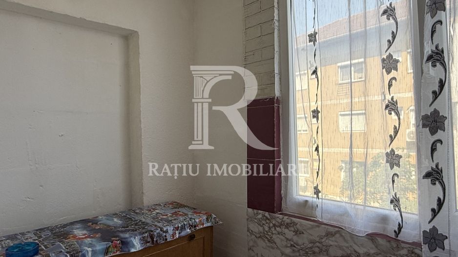 Apartament cu 3 camere de vânzare | Rogerius | Oradea - Poză 12