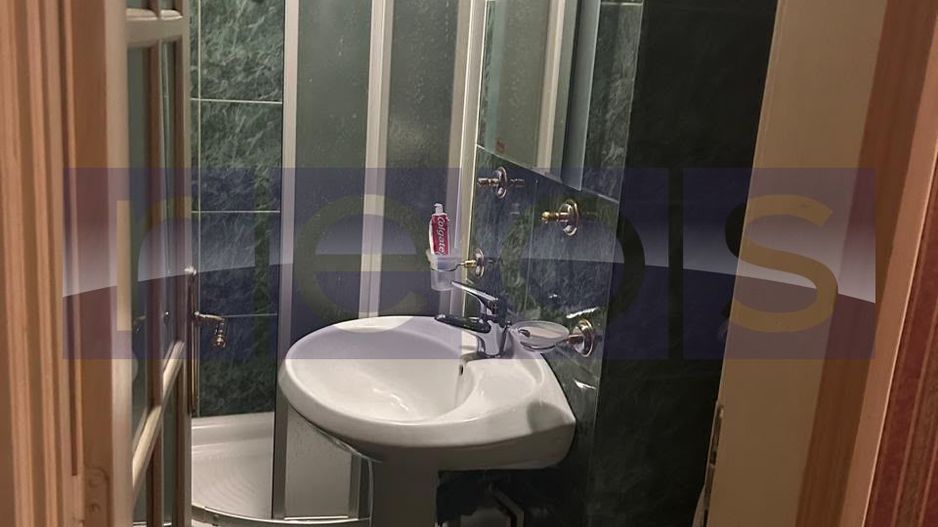 VANZARE 4 CAMERE  DECOMANDAT UNIRII -FFANTANI - Poză 13