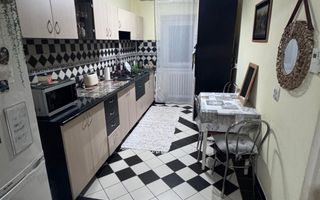 Apartament cu 3 camere, 2 bai in Manastur, zona Ion Mester ! - Poză 1