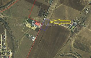 Vânzare Teren  Industrial 10700 mp pe colț, cu GAZE si curent