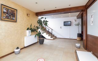 Pensiune Eforie Nord 17 camere plus spatiu comercial - Poză 4