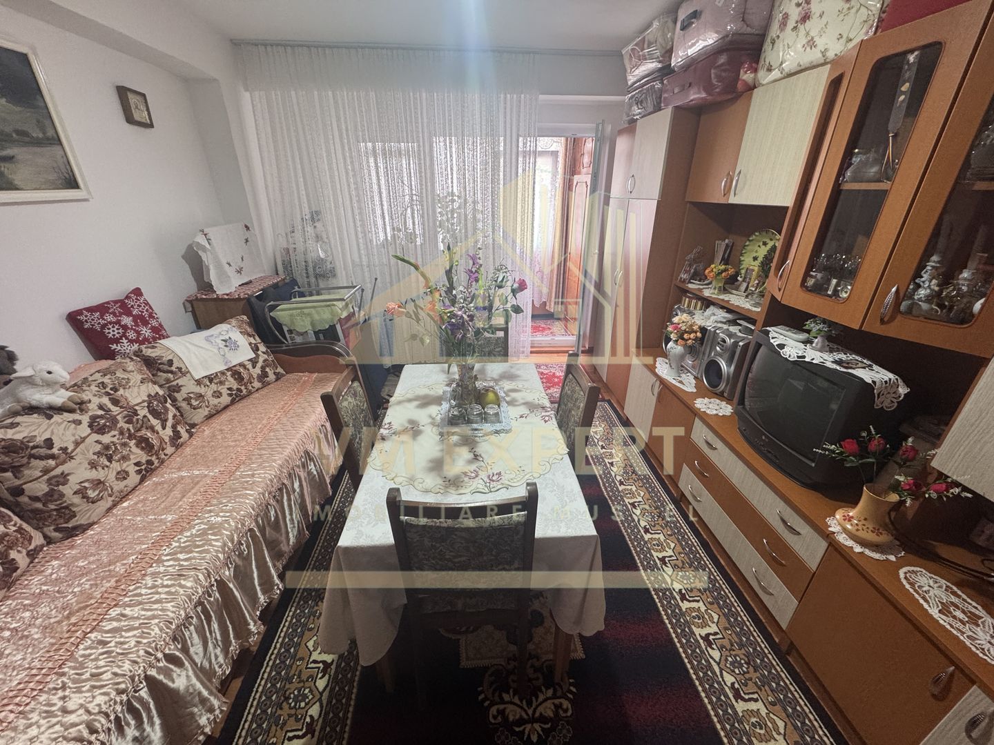 APARTAMENT 2 CAMERE ETAJ 4 VISOI CAMPULUNG - Poză 1