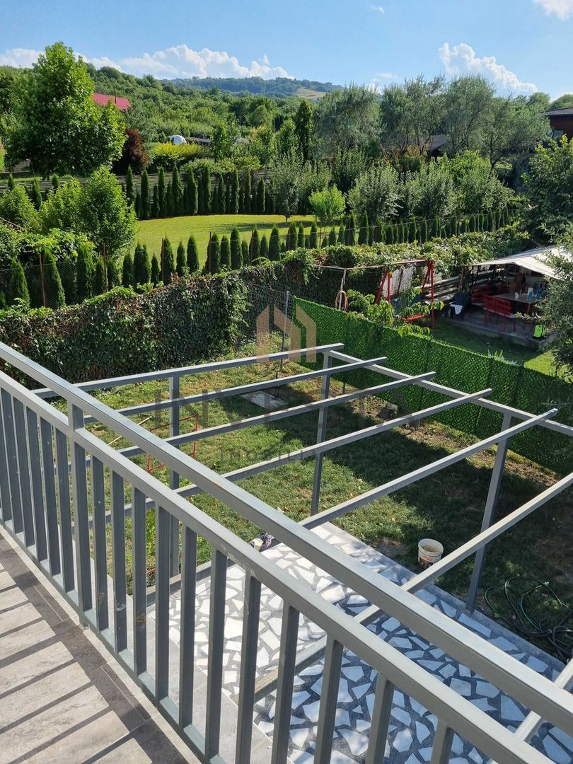 Casa de inchiriat cu curte de aproximativ 400 mp, cartier Borhanci - Poză 12