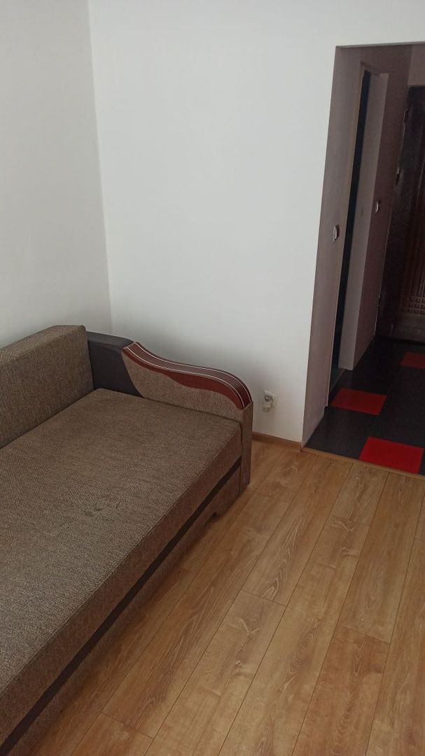 BRASADAS vinde garsoniera etaj 4/4 Micro 17 Somesului. - Poză 3