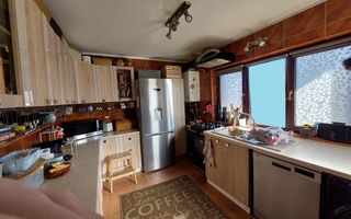 Casa visurilor tale în Florești, in aproprierea strazii Avram Iancu. - Poză 2