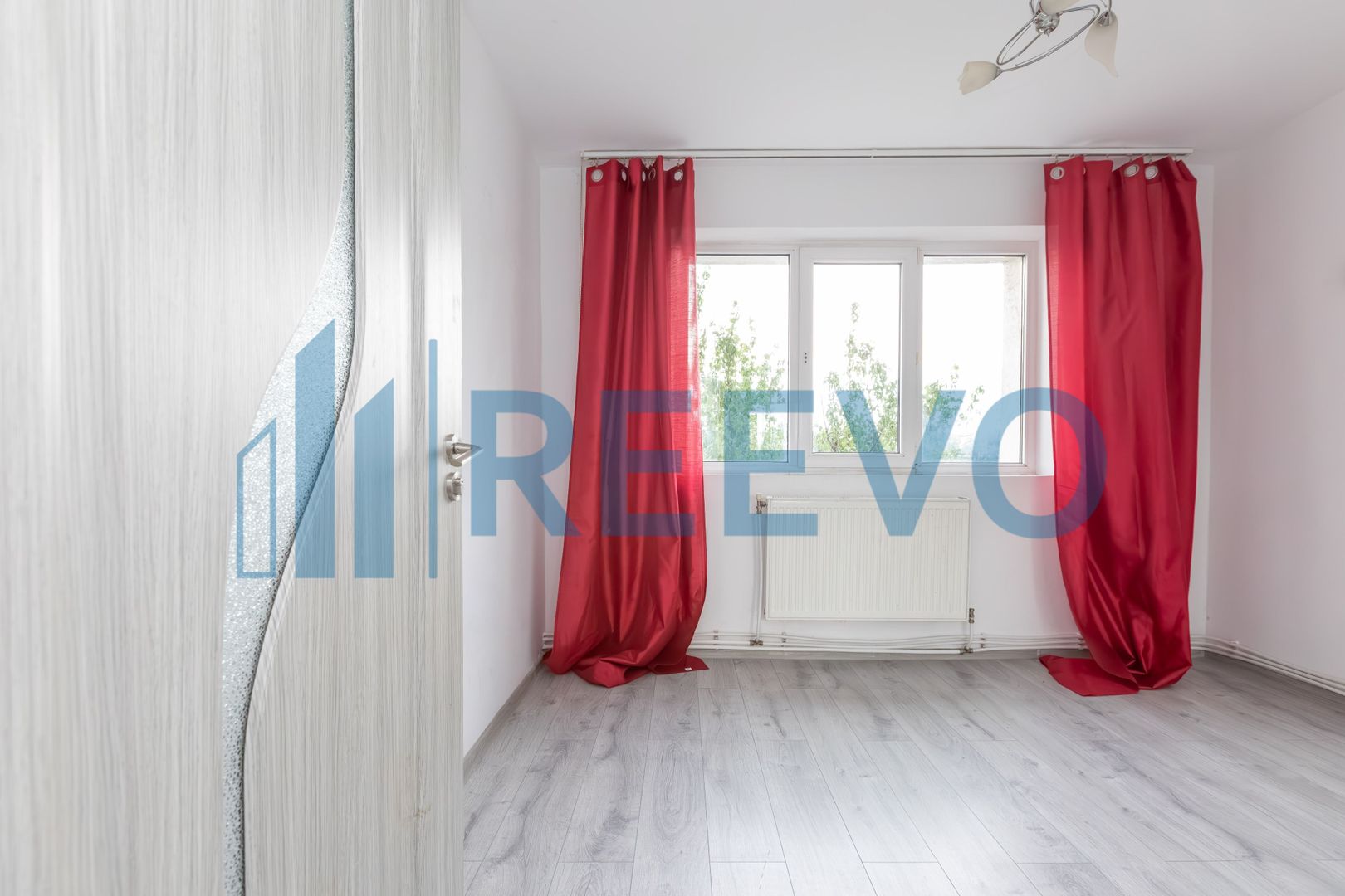 Apartament 3 camere decomandate, Zona Narcisa, Bacău - Poză 2