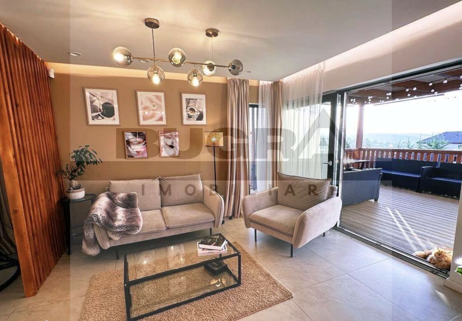 Casă individuala cu piscină si priveliste panoramica, zona Dezmir - Poză 3