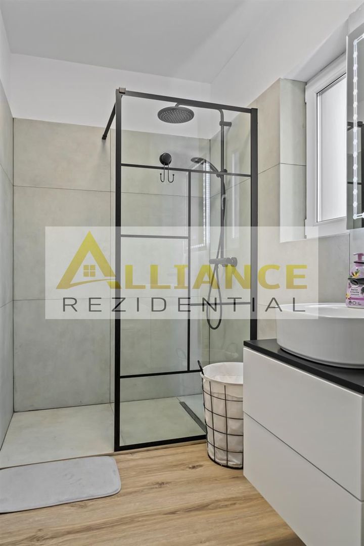 Casa individuala P+1E+POD~ 4 camere  3 bai ~300 teren ~ Strada Miorita - Poză 2