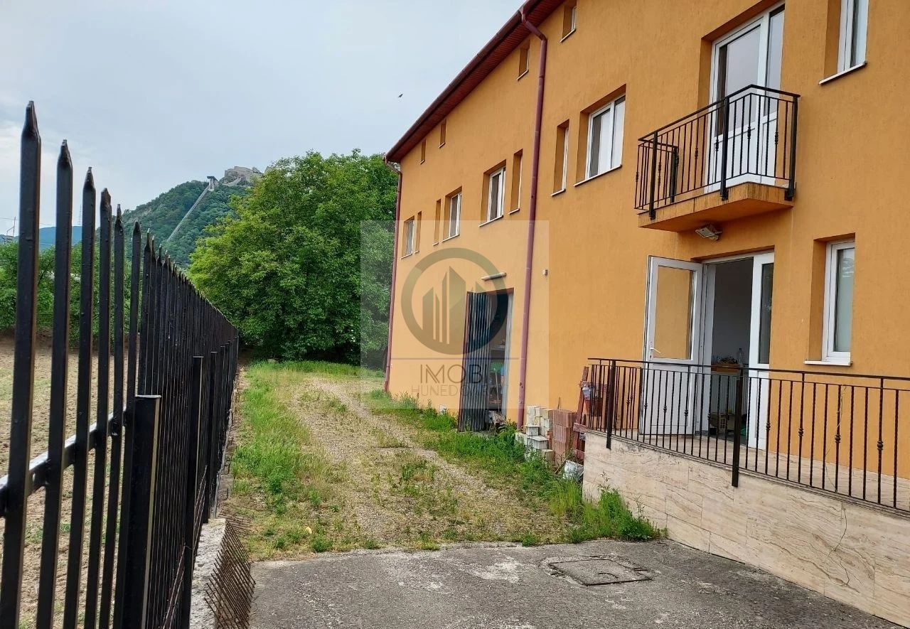 Cladire la cheie 2 ap si 8 garsoniere Deva cartier Grigoresc 495 mp - Poză 12
