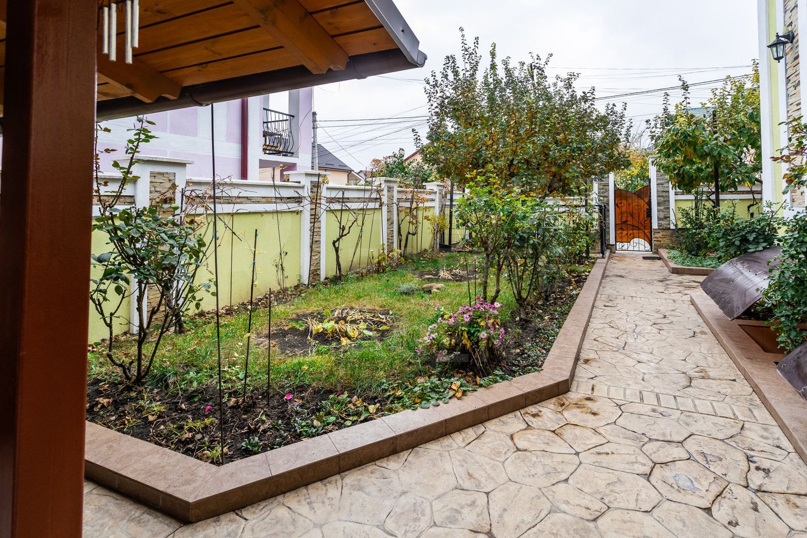 Vânzare, casă, 2 nivele, 6 camere, strada Luceafărul, Ciorescu - Poză 12