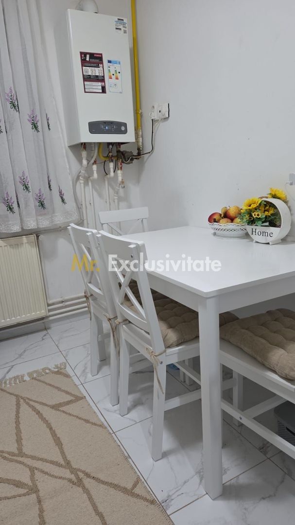 Vand apartament 2 camere zona centrala - Poză 1