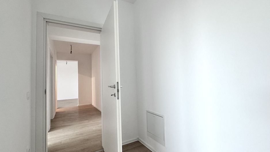 Apartament 4 camere Decomandat + Grădină Proprie - Atria Urban Resort - Poză 3