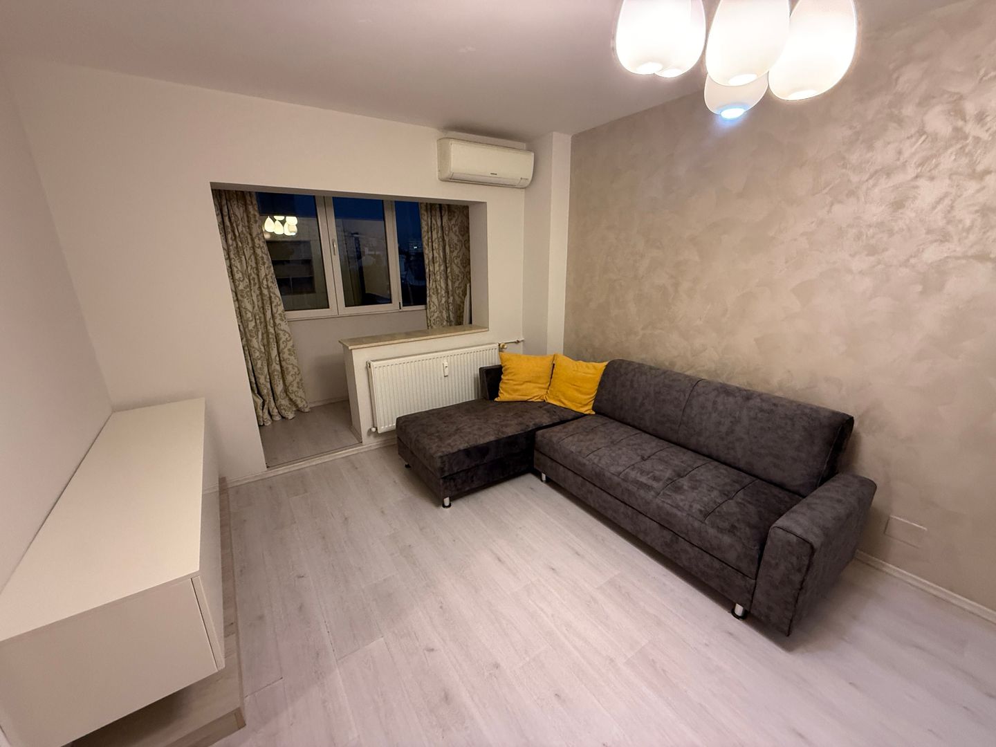 AP. 2 CAMERE- OBOR, BLOC REABILITAT, MOBILAT/UTILAT MODERN - Poză 2
