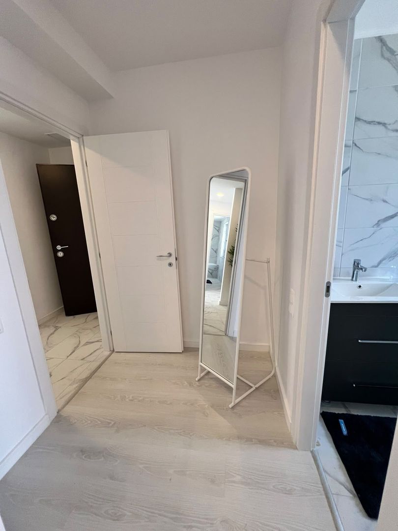 Apartament cu 3 camere de inchiriat in Cosmopolis - Poză 7