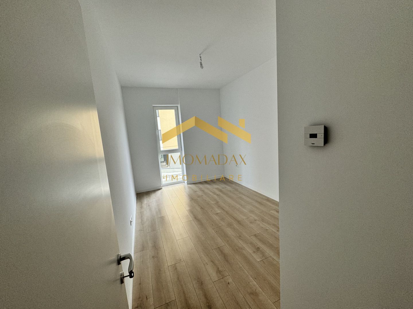 Aradului-3 Camere-2 Băi - Poză 12