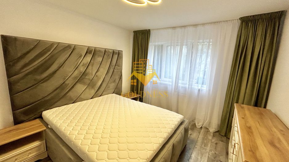 2 camere decomandate, Modern, Zona Parang  Manastur - Poză 1