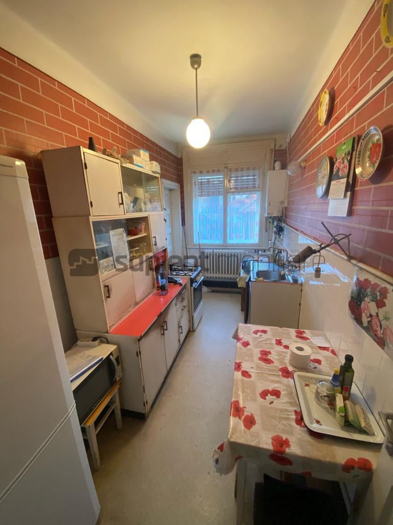 Apartament la casa situat in zona centrala - Poză 18