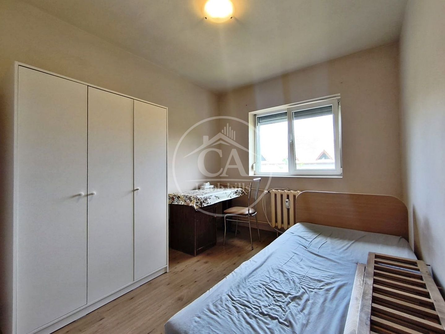Apartament cu 4 camere de închiriat în zona Dacia, Oradea - Poză 9