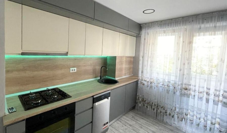 Închiriere apartament modern cu 2 camere zona Unirii Burebista - Poză 13