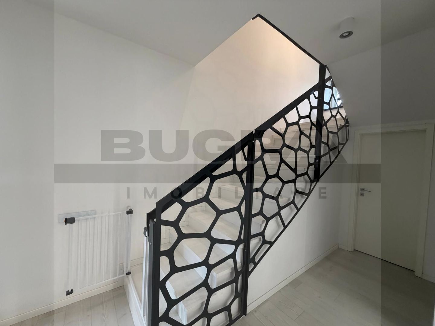 Penthouse 2 niveluri de 120mp, terase 60mp, parcare, zona Iulius Mall - Poză 11