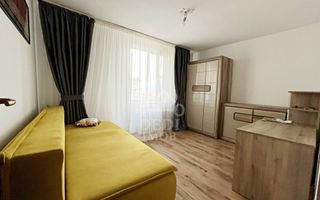 Apartament cu 3 camere de inchiriat Blv. Decebal, Oradea - Poză 3