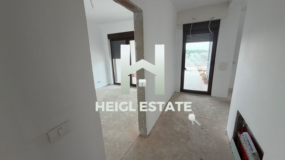 Apartament cu 3 camere tip penthouse in Giroc in zona Braytim - Poză 4