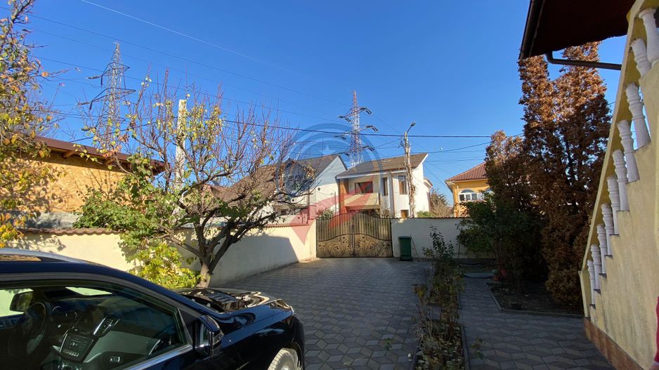 VILA GENEROASA CU TEREN 720 METRI IN APROPIEREA  ELECTROPUTERE MALL - Poză 3