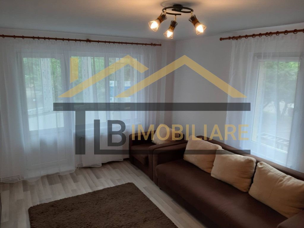Apartament cu 3 camere, 84mp, Zona Central - Poză 1