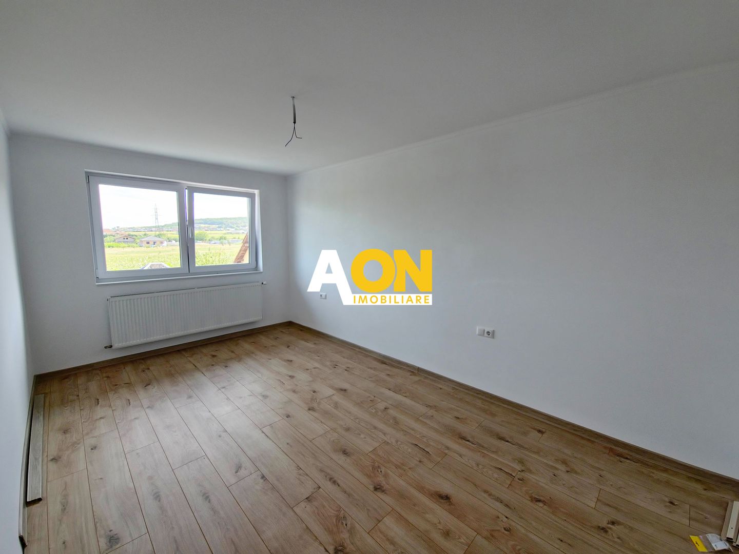 Casa 4 camere, cu predare la cheie, 324 mp teren, Micesti - Poză 9