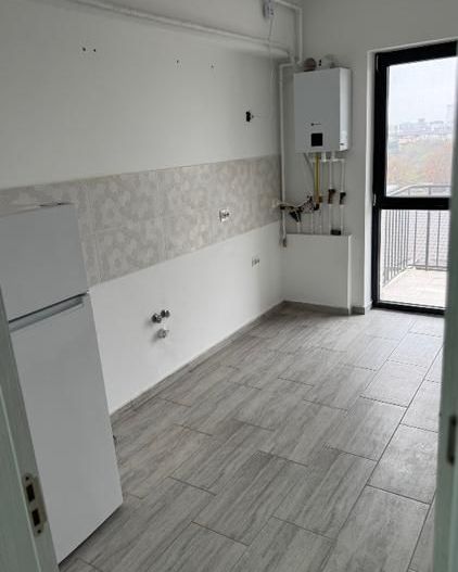 De inchiriat apartament cu 2 camere NEMOBILAT , Metalurgiei sector4 - Poză 5