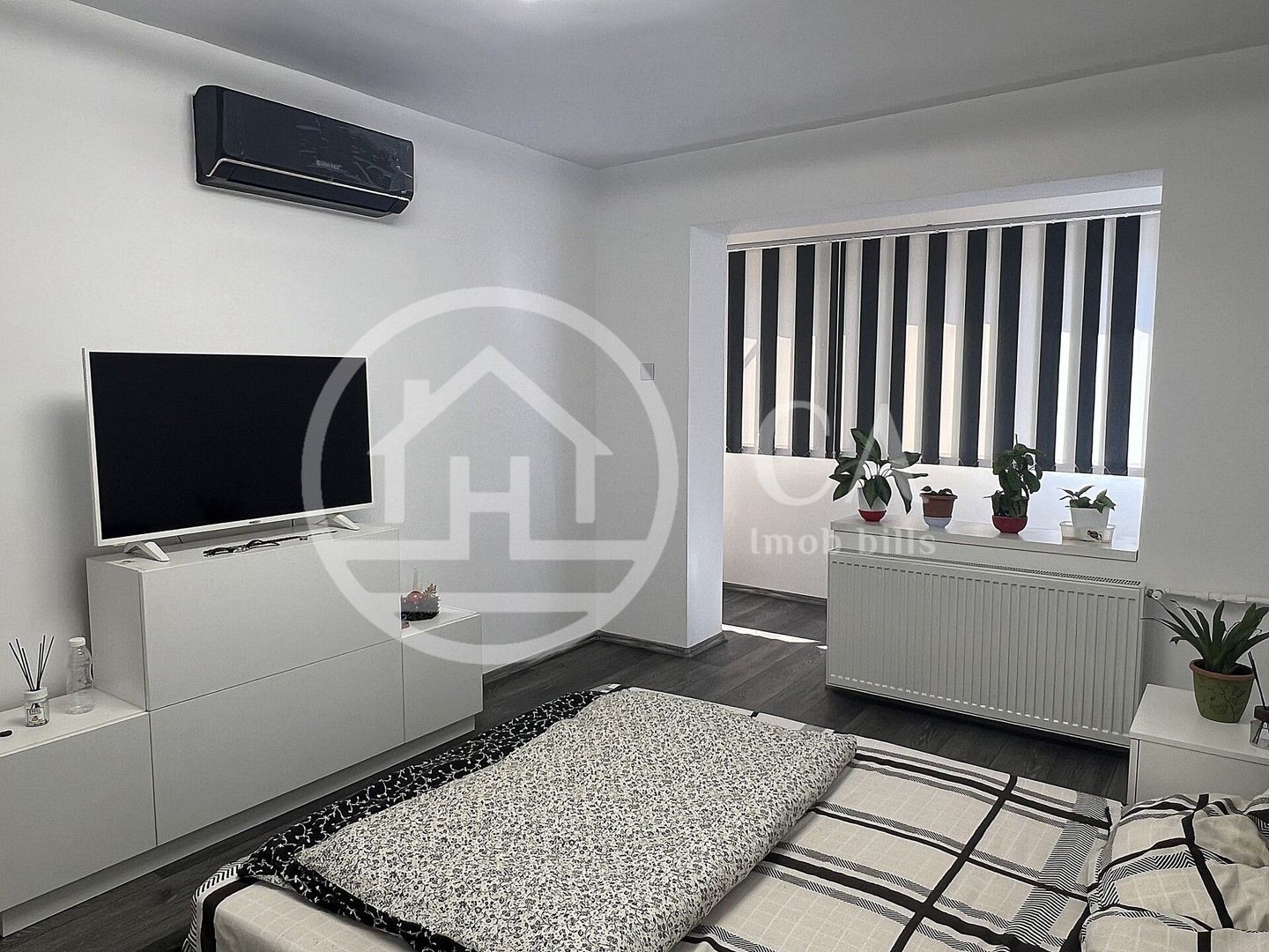 Apartament cu 2 camere de vanzare Rogerius Oradea - Poză 5