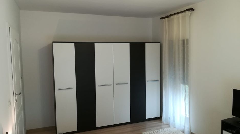 Giroc | 2 camere | Decomandat | Etaj 1 | Mobilat și utilat | Aproape de Daf - Poză 9