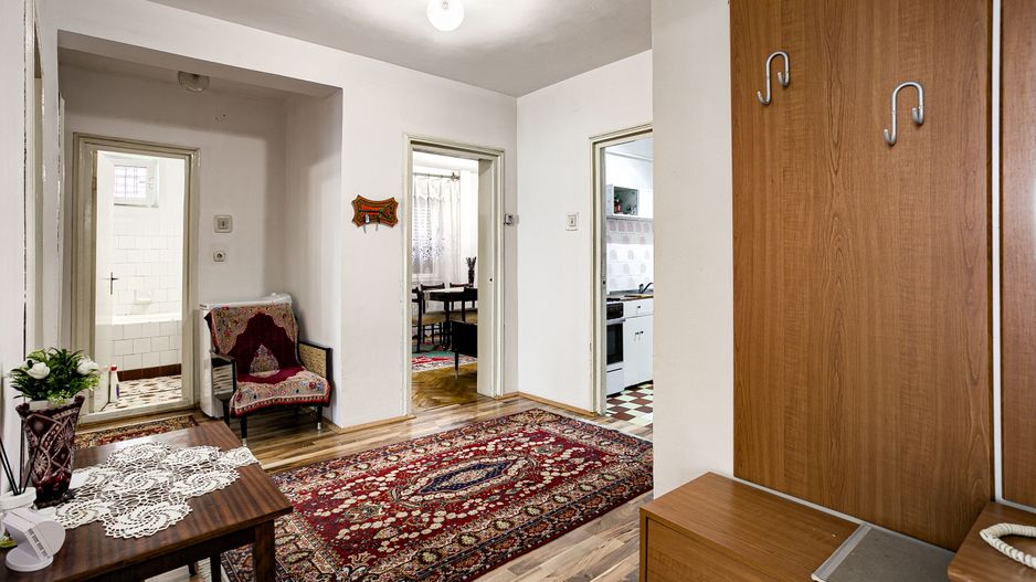Proprietate vândută Apartament ultracentral cu 4 camere, pe Horia - Poză 4