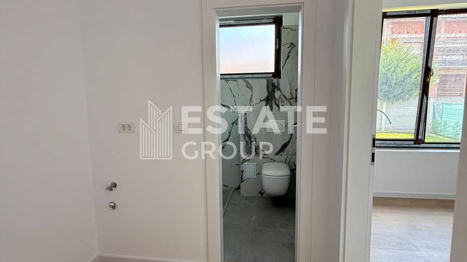Duplex Mosnita Noua-finisat, curte amenajata - Poză 9