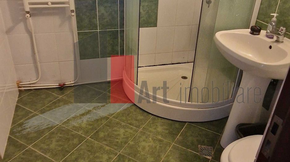 APARTAMENT DE 2 CAMERE BARCA - Poză 4