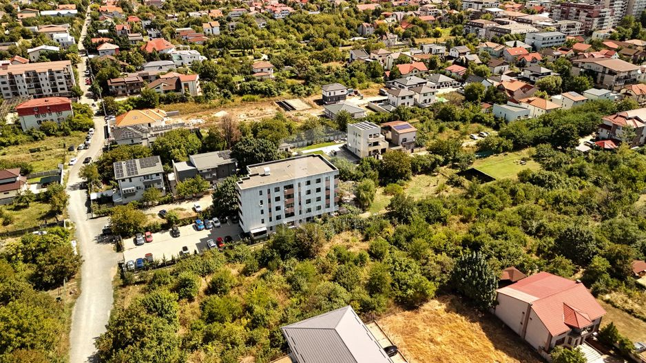 Teren intravilan 1.200 mp, doua loturi, Sector 6 - Poză 21