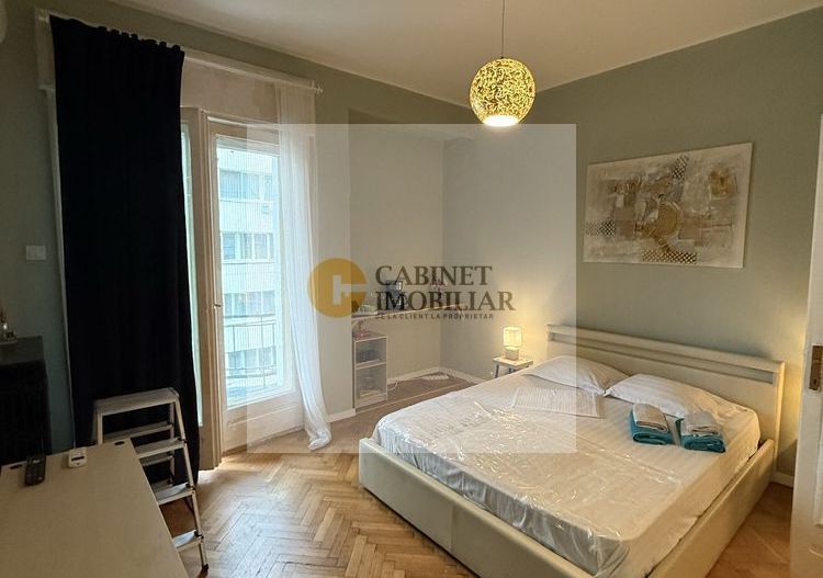 Garsoniera cu balcon, vedere spre Cismigiu | Etaj Intermediar - Poză 1