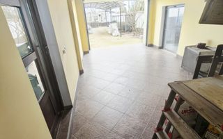 Vilă spațioasă Strejnicu S+P+1E+M, 8 camere, garaj, teren 595 mp - Poză 15