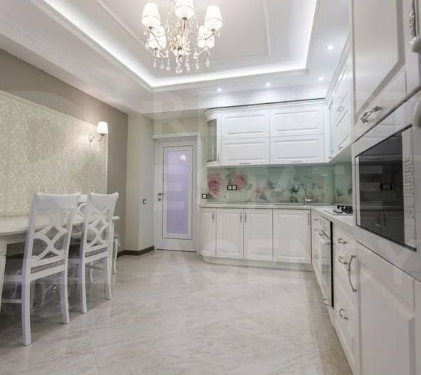 Chirie, apartament 2 camere 90 mp, strada Melestiu, Centru - Poză 2