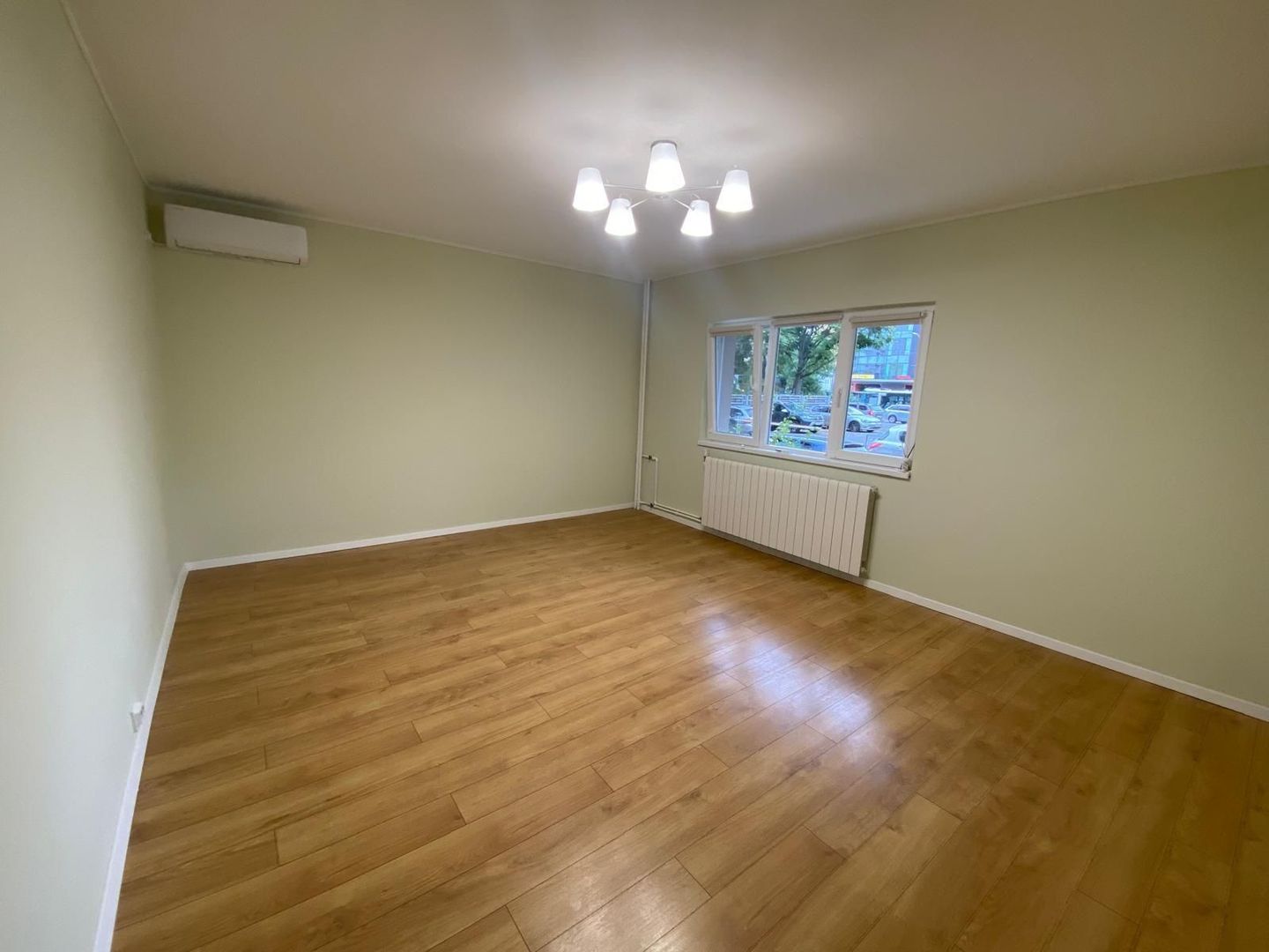 Parter 13 Septembrie, 62 mp, renovat nou, spațiu birou - Poză 2