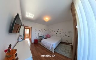 Casă de vânzare în Otopeni – 4 camere, 140 mp utili, central, ideal familii - Poză 12