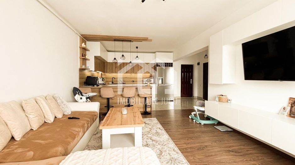 Apartament 3 camere,Balcon,94mp,Parcare,Zona Panemar,Jucu de Mijloc - Poză 5