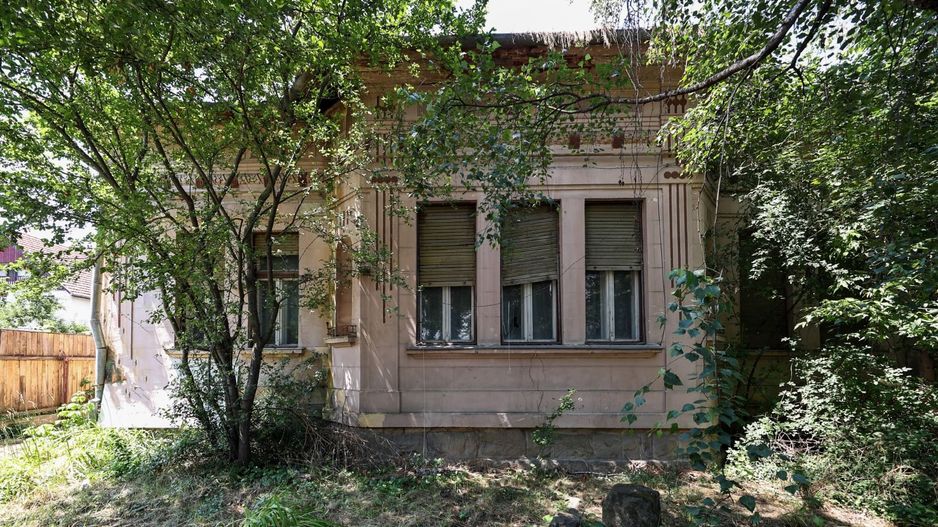 Casă spațioasă în centrul orașului Sfântu Gheorghe | Teren 1300 mp - Poză 8