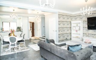 Casa de inchiriat cu piscina si vedere panoramica de inchiriat, Gruia - Poză 3